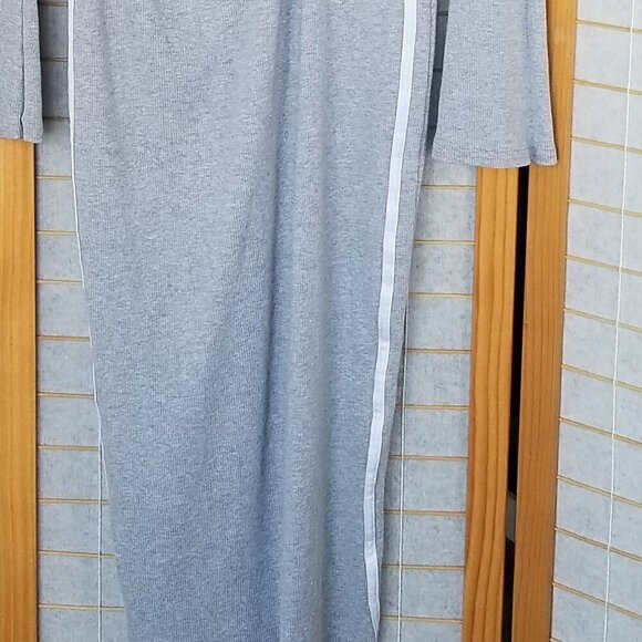 PrettyLittleThing Cut Out Midi Dress Stretch Knit Body Con Size 10 Sporty NWOT - Picture 8 of 8